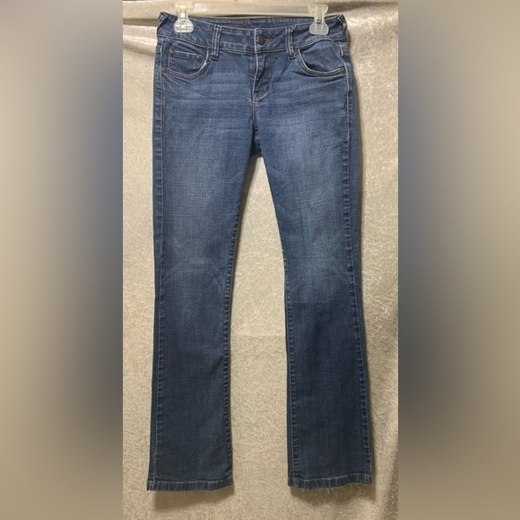 Delia*s Reece Low Rise Flare Womens Jean size 3/4R - Picture 1 of 9